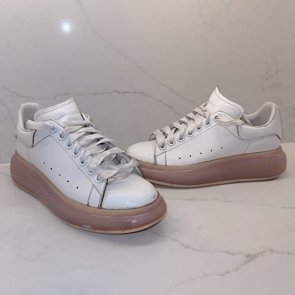 Alexander McQueen oversized sneakers - Picture 1 of 3